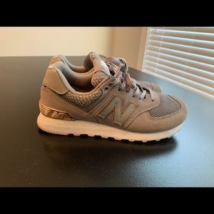 Women’s New Balance- Grey and Rose Gold